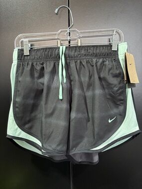 Nike Dri-Fit Running,panty lined,mesh panel, 
drawstring/elastic,key pocket